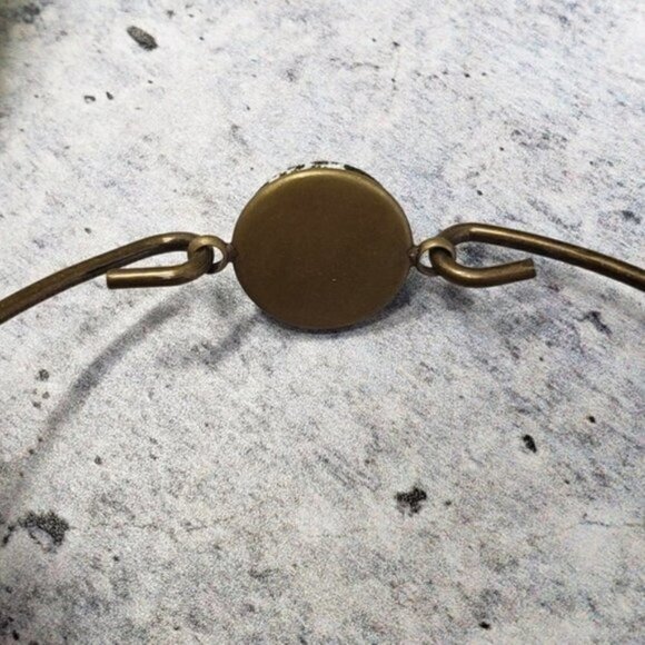 New Handmade | Floral Button Bangle Bracelet - Picture 3 of 3